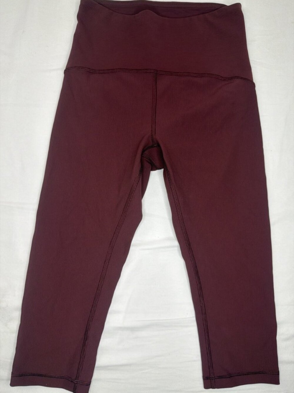 Lululemon Ribbed Contoured High-Rise Crop 17 inch Maroon Women's 4